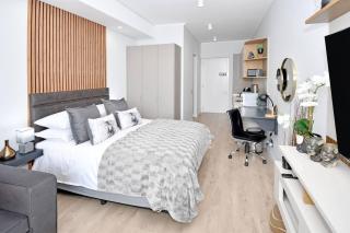 Stylish Penthouse Studio in Ellipse Waterfall - Midrand - 6