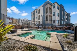 Coral Springs H5 - Ground Level, Poolside, with BBQ - 2