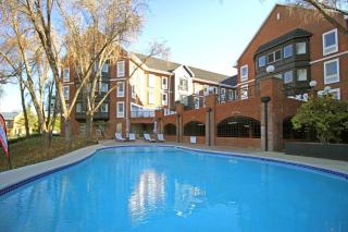 Stylish Studio Circa 2101 in Sandton - 8