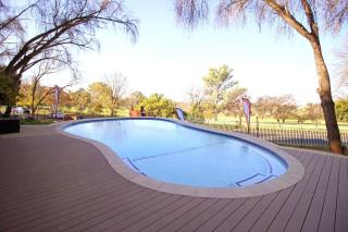 Stylish Studio Circa 2101 in Sandton - 4