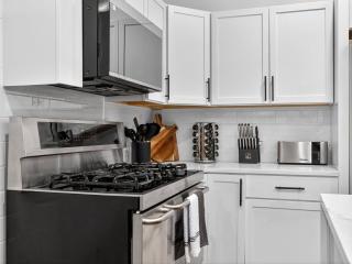 The Harvard Loft - 6