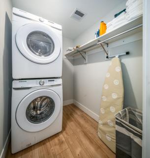 OTR 1BR by TQL, Sleeps 4ppl, Lux King Bed, Wifi, 4th Fl - 5