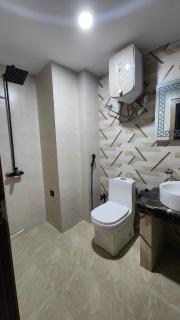 Modern 2 Bed Apartment at Bahria - 3