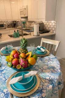 Naples Dream at WTC with Heated Pool SPA Sauna 7 bicycles and 3 mls to beach - 4