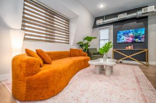 OTR 1BR by TQL, Sleeps 4ppl, Lux King Bed, Wifi, 4th Fl - 5