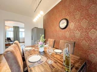 FeWo mit Kamin - Ruhige Lage - Zentral - große Küche - Parkplätze - 8