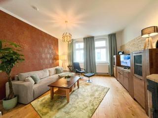 FeWo mit Kamin - Ruhige Lage - Zentral - große Küche - Parkplätze - 2