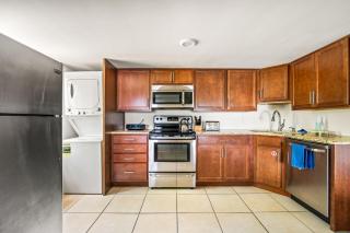 Downingtown Manor - 1900s Farmhouse with Creek Views - 2