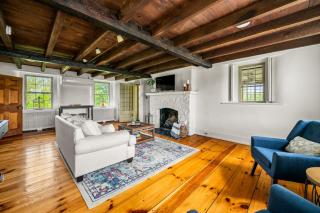 Downingtown Manor - 1900s Farmhouse with Creek Views - 6