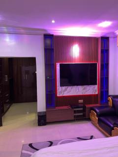 Lekki Garden GetawayUrban Oasis 4BR Smart Home - 3