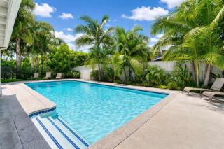 Palm Villa Disneyland Pool 4 Bedroom 3 Bath HotTub - 0