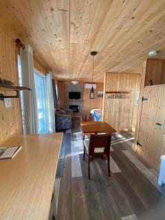 Mini-chalet tout confort - Lac de Pohenegamook - 8