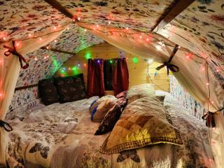 The Wonderly Wagon - 9