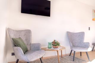 Vista Apartments - 2