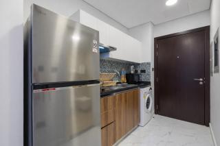 Artful Gate Loft near Airport & Yas F1 Circuit - 4