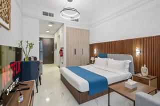 Artful Gate Loft near Airport & Yas F1 Circuit - Abu Dhabi - 0