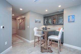 Coral Crest: 3BR Waterfront Condo - 4