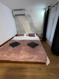 MR Tiny House - Private Parking - 5