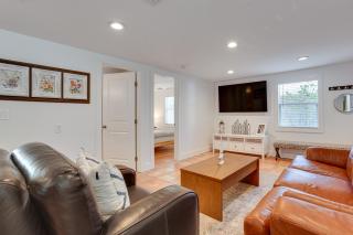 Canal-Front Oasis in Terra Ceia Pool, Patio, Dock - 5