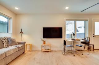 Less Than 1 Mi to Carleton College WFH-Friendly Apartment - 5