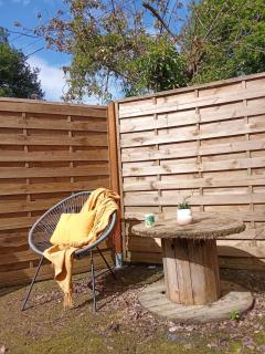 Maisonnette indépendante équipée idéal pros ouvriers Centre Bretagne - 4