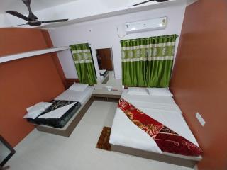 Prime Inn Guest House - 1