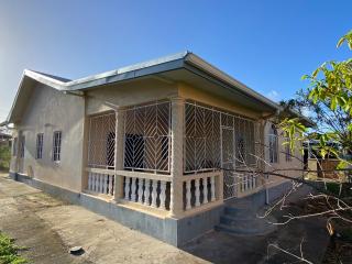 Still Point Guesthouse - 9