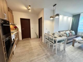 EMIS Alpine Retreat - Modern & Cozy & Bright - 8