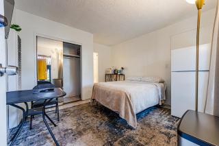 Relaxing Studio 12 - 5