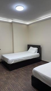 ميدان لبنان مطعم فرحات عماره بابا جونز - 9