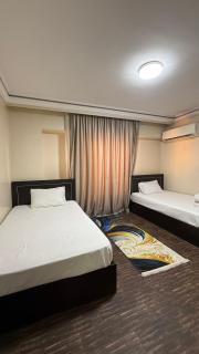 ميدان لبنان مطعم فرحات عماره بابا جونز - 6