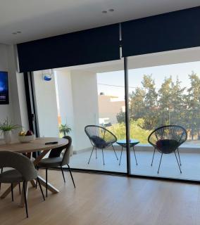 The L Smart Suite - 7