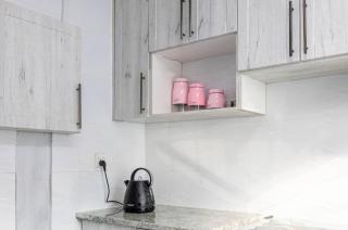 Mira Vista Apartment - 0