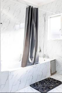 Mira Vista Apartment - 2