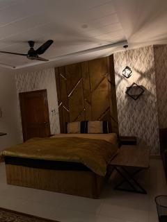 The Buch Signature Stay - 2