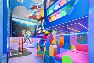 2026 Themed 10 BedroomsPool LED At Windsor Cay - 8