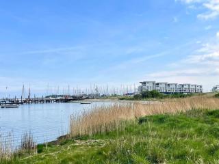 Apartment with Panoramic Marina Views - Wendtorf - 6