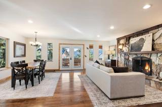 One-of-a-Kind Mountain Home in Park City - 7