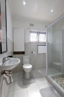 Riveria Guest Lodge and SPA - 8