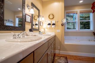 Cozy Ketchum Retreat - Pet Friendly! - 5