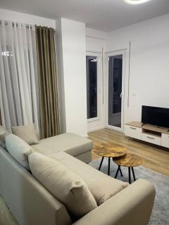 Vini Apartment 2 - 4