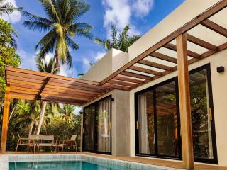 Casa Celesta - New Private Saltwater Pool Villa with 2 Ensuite BR, Full Kitchen, Sunken Lounge & Shaded Terrace - 0