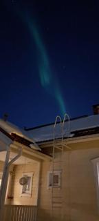 Spacious detached house for a larger group - 9