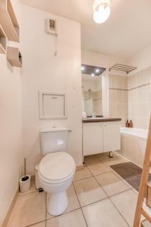 Appartement 39m2 - Free Parking - Rer C - Métro 13-14 - Ascenseur - Easy Check in - - 6