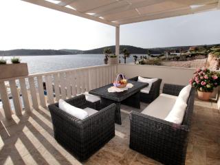 Holiday Home Gemütliches Ferienhaus Anamarija by Interhome - 8