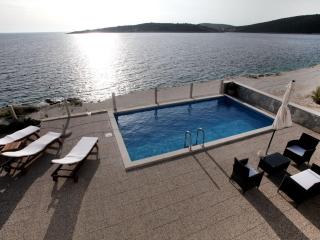 Holiday Home Gemütliches Ferienhaus Anamarija by Interhome - 3