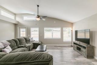 Central Melb Accessible 5bd 3ba Pool Sleeps 14 - 1