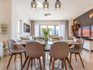 Holiday Home in Dugopolje mit Privatem Pool by Interhome - 5