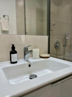 Bantree Apartments Luxury by Cozy - 5