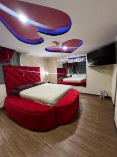 Hostal Los Alpes Comité Del Pueblo - 1